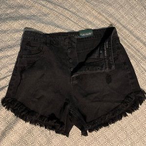 NWT High Waisted Frayed Edge Jean Shorts